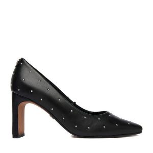 Czółenka Nine West. Czarne czółenka Nine West, bez wzorów, bez obcasa, bez zapięcia. Za 249,99 zł.