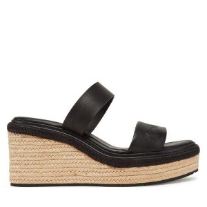 Espadryle Calvin Klein. Czarne espadryle Calvin Klein, bez wzorów, bez obcasa. Za 279,99 zł.