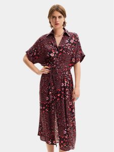 Desigual Sukienka koszulowa Candela 24SWVW41 Czarny Loose Fit. Czarne kombinezony Desigual, m, bez wzorów, z wiskozy, bez kołnierzyka, bez ramiączek. Za 399,99 zł.