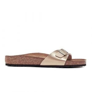 Klapki damskie Birkenstock Madrid BF. Brązowe klapki Birkenstock, bez wzorów, z materiału, bez obcasa. Za 462,00 zł.