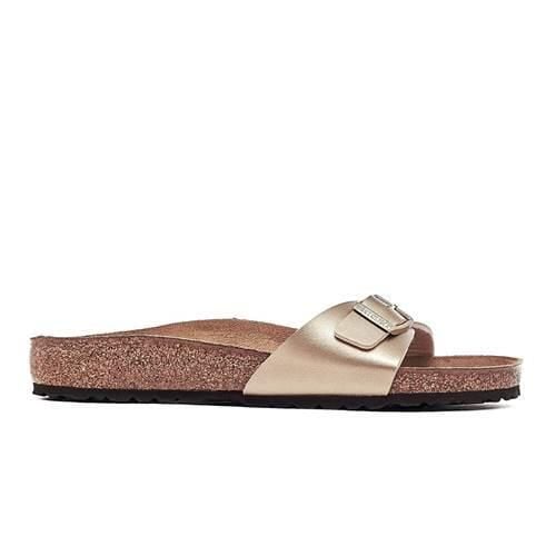 Klapki damskie Birkenstock Madrid BF. Brązowe klapki Birkenstock, bez wzorów, z materiału, bez obcasa. Za 462,00 zł.
