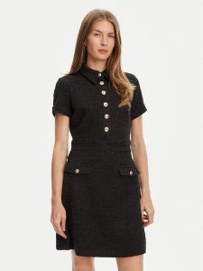 Guess Sukienka dzianinowa W5YK18 KCXO2 Czarny Regular Fit. Czarne kombinezony Guess, m, z aplikacjami, z dzianiny, bez kołnierzyka, bez ramiączek. Za 429,99 zł.