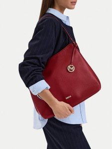 MEXX Torebka CEO-MEXX-L-009-10 Czerwony. Czerwone torebki klasyczne Mexx, bez wzorów, ze skóry, bez dodatków. Za 179,99 zł.