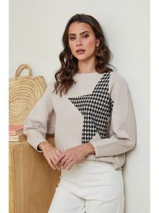 Soft Cashmere Sweter w kolorze beżowym rozmiar: 38/40. Brązowe swetry oversize Soft Cashmere, bez wzorów, bez ramiączek. Za 107,97 zł.