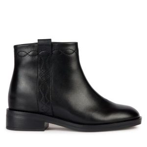 Botki Geox. Czarne botki Geox, bez wzorów, bez obcasa, na płaskiej podeszwie, bez zapięcia. Za 509,99 zł.