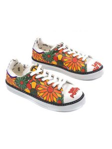 Goby Sneakersy w kolorze pomarańczowym ze wzorem rozmiar: 39. Brązowe trampki Goby, bez wzorów, bez zapięcia. Za 267,92 zł.