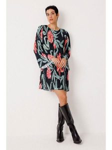 SKFK Sukienka "Dima" w kolorze czarno-zielono-czerwonym rozmiar: 40. Czarne sukienki SKFK, bez wzorów, bez kołnierzyka, bez ramiączek, mini. Za 304,99 zł.
