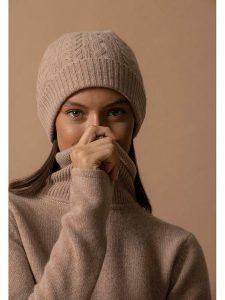 Perfect Cashmere Kaszmirowa czapka "Popi" w kolorze beżowym rozmiar: onesize. Brązowe czapki Perfect Cashmere, bez wzorów, z kaszmiru. Za 143,99 zł.