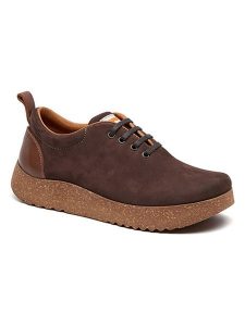 Comfortfusse Skórzane sneakersy w kolorze brązowym rozmiar: 36. Brązowe trampki Comfortfüße, bez wzorów, z nubiku, bez zapięcia. Za 202,03 zł.