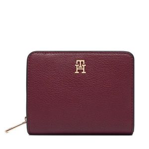 Portfel Tommy Hilfiger. Czerwone portfele TOMMY HILFIGER, bez wzorów. Za 249,99 zł.