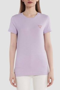 GUESS Lawendowy damski t-shirt Mini, Rozmiar M. Fioletowe t-shirty Guess, m, z aplikacjami, bez kołnierzyka, bez ramiączek. W wyprzedaży za 84,99 zł.