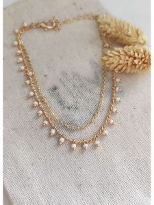 Atelier MIU Pozłacany naszyjnik z elementem ozdobnym rozmiar: onesize. Białe naszyjniki Atelier MIU, z kryształem, pozłacane. Za 39,99 zł.