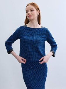 BGN Bluzka w kolorze granatowym rozmiar: 40. Niebieskie bluzki BGN, bez wzorów, ze skóry, bez kołnierzyka, bez ramiączek. Za 86,99 zł.