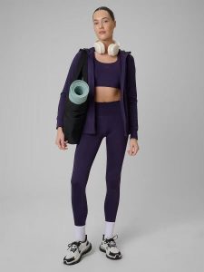 Legginsy fitness szybkoschnące damskie z wysokim stanem. Zielone legginsy 4f, bez wzorów, z dzianiny, z podwyższonym stanem, długie. Za 129,99 zł.
