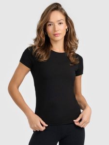 4F T-shirt slim gładki damski - czarny XL. Czarne t-shirty 4f, l, bez wzorów, bez kołnierzyka, bez ramiączek. Za 49,99 zł.