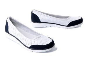 FILIPPO DP4524/25 WH NV biały/granatowy, baleriny damskie. Białe balerinki Filippo, bez wzorów, bez obcasa, bez zapięcia. Za 164,90 zł.