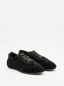 Bellucci Sneakersy w kolorze czarnym rozmiar: 41. Czarne trampki Bellucci, bez wzorów, bez zapięcia. Za 171,28 zł.
