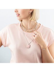 COEUR DE LION Naszyjnik z zawieszką - dł. 90 cm rozmiar: onesize. Różowe kolczyki COEUR DE LION, z kwarcem, ze stali. Za 217,99 zł.