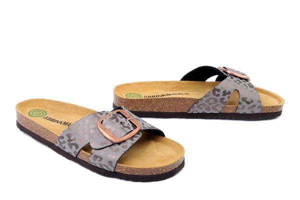 DR. BRINKMANN 700906-09 grau, klapki damskie. Szare klapki Dr. Brinkmann, bez wzorów, bez obcasa. Za 214,90 zł.