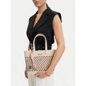 Torebka Nine West. Brązowe torebki klasyczne Nine West, bez wzorów, bez dodatków. Za 249,99 zł.