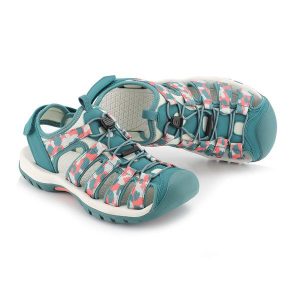 Sandały turystyczne damskie z zakrytym noskiem Alpine Pro Awede. Niebieskie buty trekkingowe Alpine Pro, bez zapięcia. W wyprzedaży za 179,00 zł.