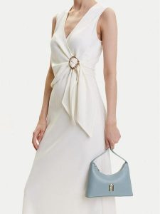 Furla Torebka Diamante Mini WB00863 AX0733 BG 3963S Błękitny. Niebieskie torebki klasyczne Furla, bez wzorów, ze skóry, bez dodatków. Za 679,99 zł.