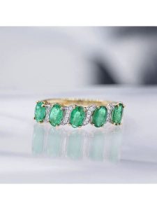 DIAMOND & CO Złoty pierścionek "Sambava" z diamentami i szmaragdami rozmiar: 58. Zielone pierścionki Diamond & Co, z diamentem, złote. Za 1 518,45 zł.