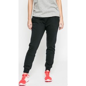 Under Armour - Spodnie Fleece. Spodnie sportowe marki Under Armour. W wyprzedaży za 219,90 zł.