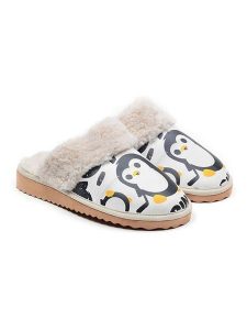 Goby Kapcie w kolorze białym ze wzorem rozmiar: 36. Białe kapcie Goby, bez wzorów, z materiału. Za 130,99 zł.