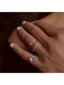 Les Petites Précieuses Pozłacany pierścionek z cyrkoniami i kwarcem rozmiar: 58. Niebieskie pierścionki Les Petites Précieuses, z cyrkonią, pozłacane. Za 162,11 zł.