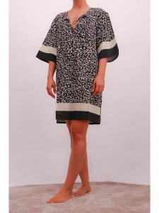 Joop! Bodywear Tunika w kolorze czarno-białym rozmiar: 36. Białe tuniki Joop! Bodywear, bez wzorów, z bawełny, bez kołnierzyka, bez ramiączek. Za 167,28 zł.