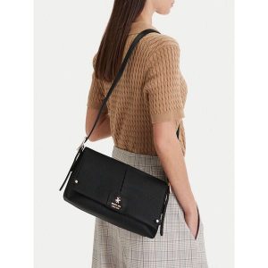 Torebka Beverly Hills Polo Club. Czarne listonoszki Beverly Hills Polo Club, bez wzorów, bez dodatków. Za 219,99 zł.