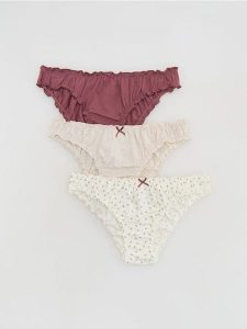 Bawełniane majtki figi 3 pack - wielobarwny. Figi Reserved, bez wzorów, z bawełny. Za 49,99 zł.