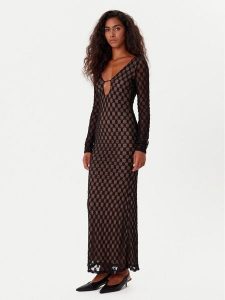 Bardot Sukienka koktajlowa Yazmin Lace 59966DB Czarny Regular Fit. Czarne kombinezony Bardot, bez wzorów, z syntetyku, wizytowe, bez kołnierzyka, bez ramiączek. Za 379,99 zł.