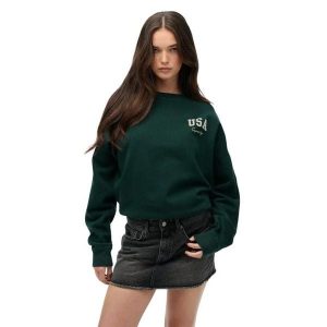 Bluza damska Superdry Athletic Essentials. Zielone bluzy Superdry, bez wzorów, bez kaptura. Za 284,00 zł.