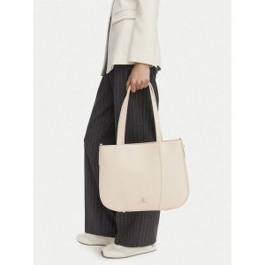 Torebka Beverly Hills Polo Club. Białe torebki klasyczne Beverly Hills Polo Club, bez wzorów, bez dodatków. Za 219,99 zł.