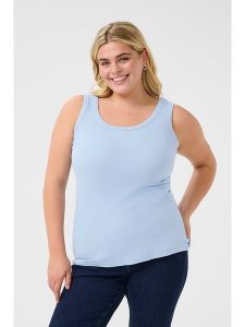 KAFFE curve Top w kolorze błękitnym rozmiar: XL. Niebieskie topy KAFFE curve, xl, bez wzorów, bez kołnierzyka, bez ramiączek. Za 79,21 zł.