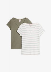 T-shirt z czystej bawełny organicznej (2 szt.). Białe t-shirty bonprix, uniwersalny, bez wzorów, z bawełny, bez kołnierzyka, bez ramiączek. Za 49,98 zł.