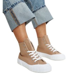Brązowe wysokie trampki Vinka. Brązowe trampki bez wzorów, z gumy, bez zapięcia. Za 81,83 zł.