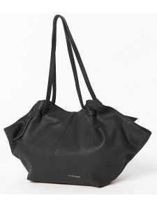 Lia Biassoni Skórzany shopper bag "Conza" w kolorze czarnym - 60 x 33 x 15 cm rozmiar: onesize. Czarne shopper bag Lia Biassoni, bez wzorów, z materiału, na ramię, bez dodatków. Za 347,99 zł.