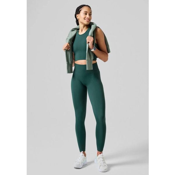 Legginsy Damskie Fitness Casall Bezszwowe z Wysokim Stanem. Zielone legginsy Casall, bez wzorów, z podwyższonym stanem. W wyprzedaży za 230,99 zł.
