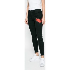 Noisy May - Jeansy Lucy. Jeansy marki Noisy may. W wyprzedaży za 69,90 zł.