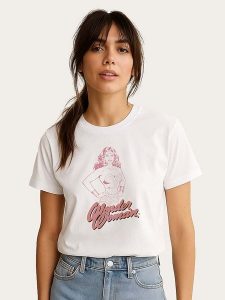 WOOOP Koszulka "Wonder Woman Pink" w kolorze białym rozmiar: S. Białe bluzki Wooop, s, bez wzorów, z bawełny, bez kołnierzyka, bez ramiączek. Za 56,99 zł.