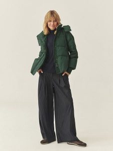 TATUUM Kurtka zimowa w kolorze zielonym rozmiar: 42. Zielone kurtki Tatuum, na zimę, bez wzorów, z puchu, bez kaptura. Za 370,71 zł.