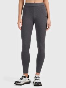 LEGGINSY DAMSKIE 4F DŁUGIE SPORTOWE KOLOR SZARY. Szare legginsy 4f, bez wzorów, z bawełny, długie. Za 79,99 zł.