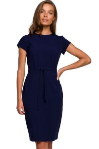 Elegancka sukienka ołówkowa z modelującymi przeszyciami granatowa. Sukienki Sukienki.shop, do pracy, m, bez wzorów, biznesowe, bez kołnierzyka, bez ramiączek, ołówkowe. W wyprzedaży za 181,00 zł.