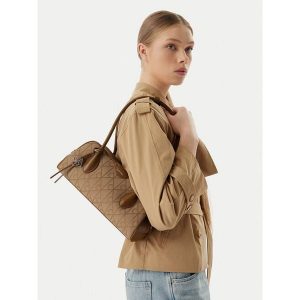 Torebka Calvin Klein. Brązowe torebki klasyczne Calvin Klein, bez wzorów, bez dodatków. Za 649,99 zł.