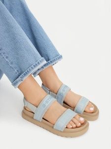 G-Star Raw Sandały CEO-COLS1 Niebieski. Niebieskie sandały G-Star, bez wzorów, ze skóry, bez obcasa, na płaskiej podeszwie, bez zapięcia. Za 114,99 zł.