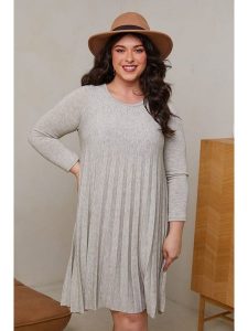 Curvy Lady Sukienka w kolorze szarym rozmiar: 48/50. Szare sukienki Curvy Lady, bez wzorów, z wełny, klasyczne, bez kołnierzyka, bez ramiączek, midi, rozkloszowane. Za 136,13 zł.