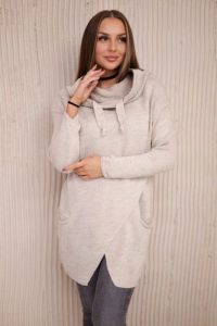 Sweter z kopertowym dołem ciemny beżowy. Brązowe swetry klasyczne KESI, l, z wełny, bez kołnierzyka, plus size. Za 138,59 zł.